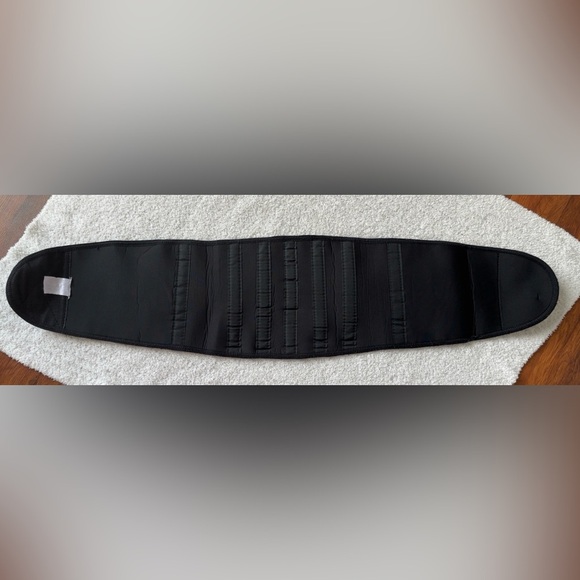 M & D Black Shapewear Waist Cincher - Picture 6 of 10